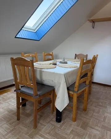 Alte Trauben Haus דירה *